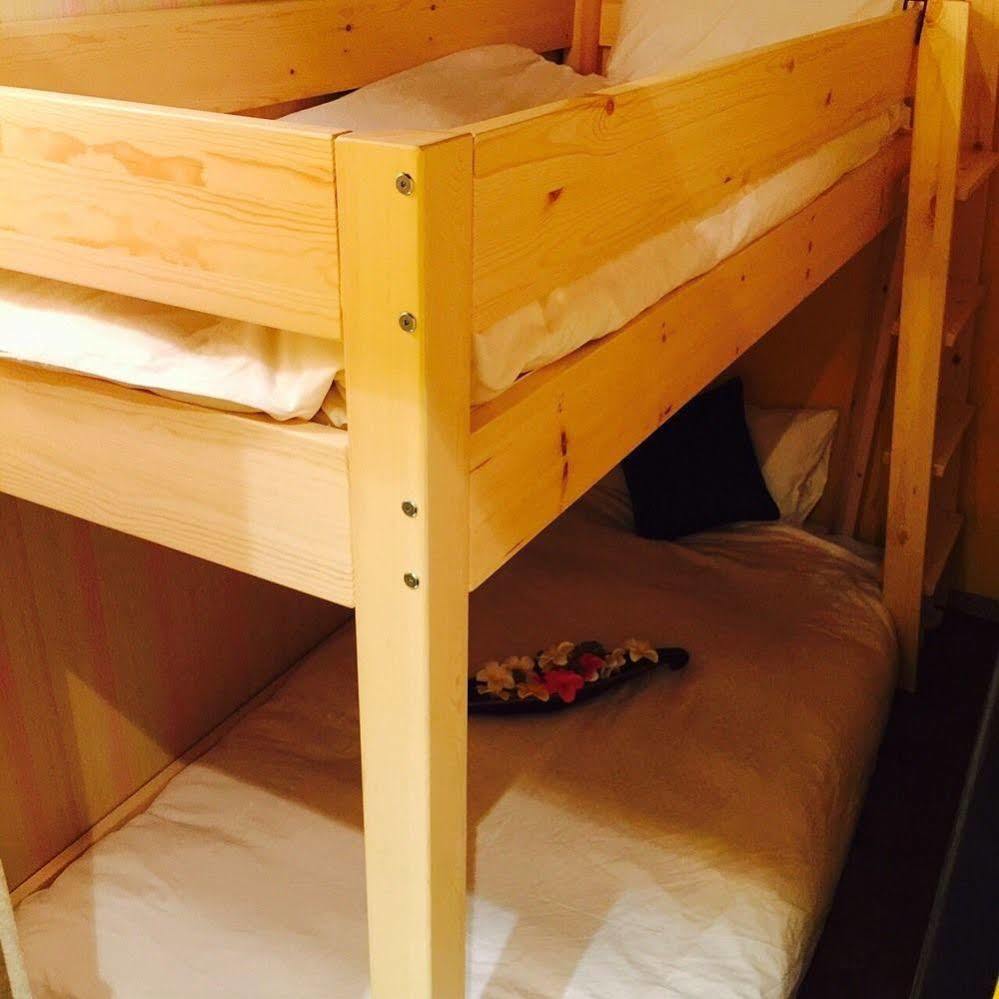 Guest House Chadapon Токио Екстериор снимка